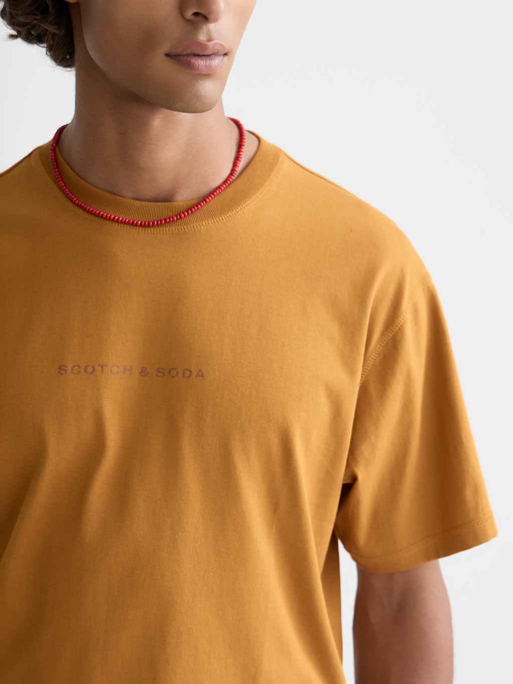 Seasonal Core Chest Artwork Relaxed-Fit T-Shirt