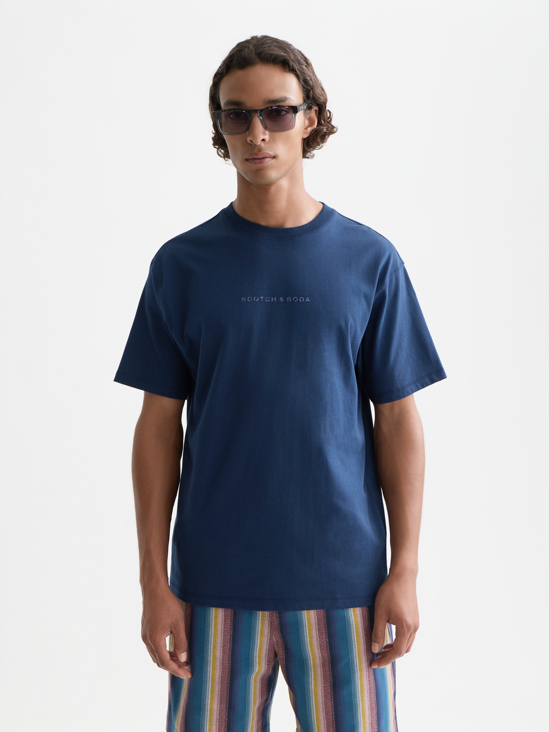 Seasonal Core Chest Artwork Relaxed-Fit T-Shirt