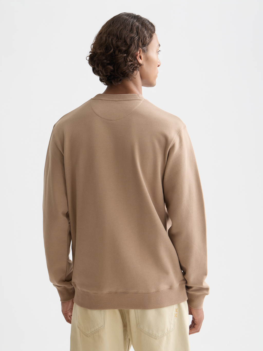 Seasonal Core Logo Badge Regular-Fit Sweatshirt