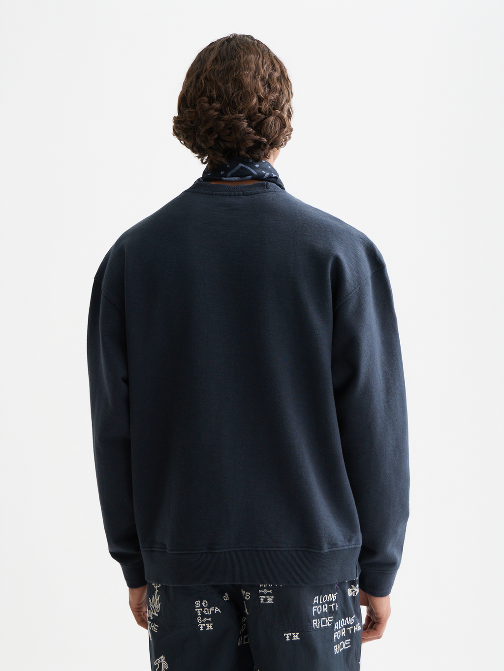Sweat-shirt coupe décontractée avec motif point de croix
