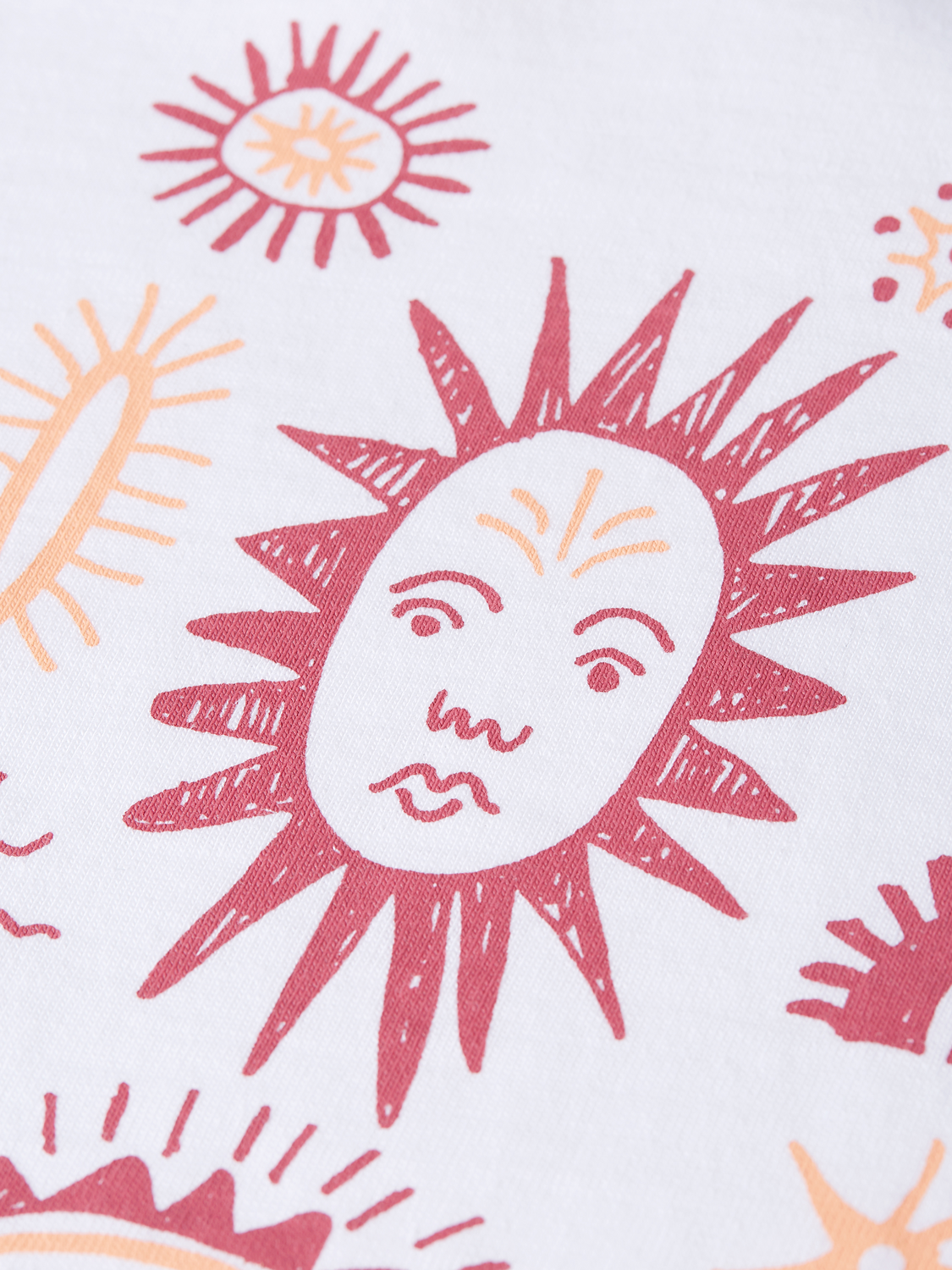 T-shirt coupe décontractée avec œuvre d'art sur le devant