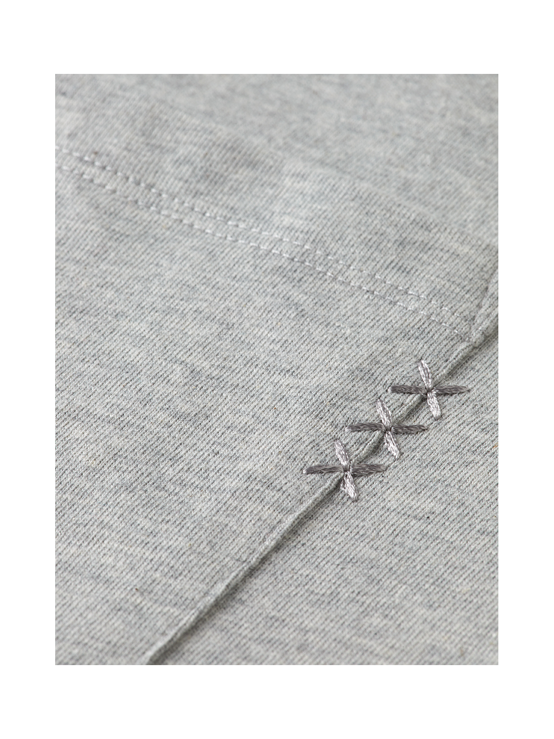 Seasonal Core 3 Crosses Chest Pocket Loosefit Tshirt