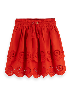 Jupe étagée en broderie anglaise
