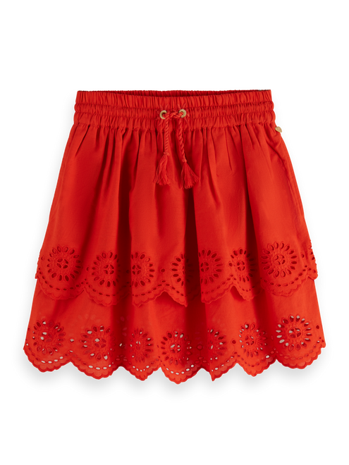 Gestufter Rock aus Broderie Anglaise