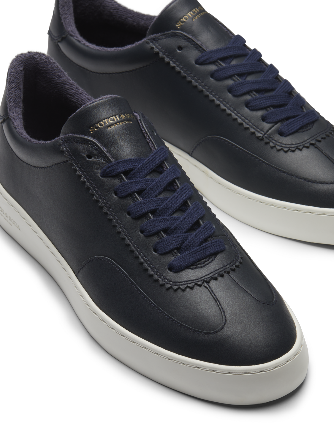 Plakka Leather Sneaker