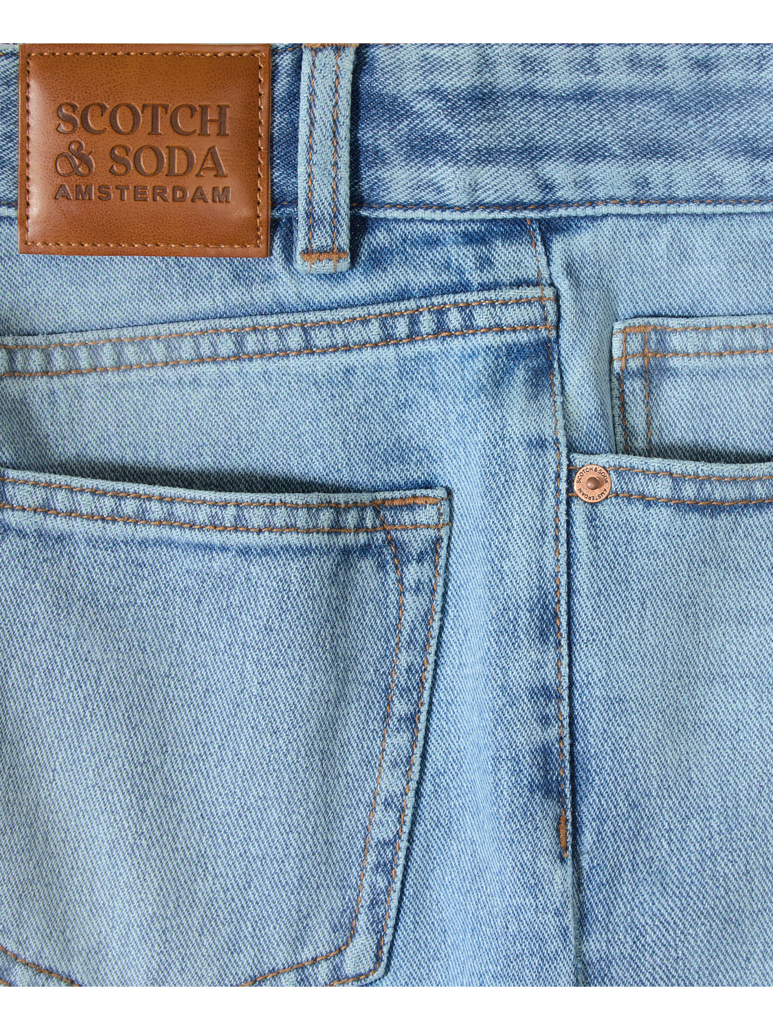 Light 5Pkt Straight Fit Jean