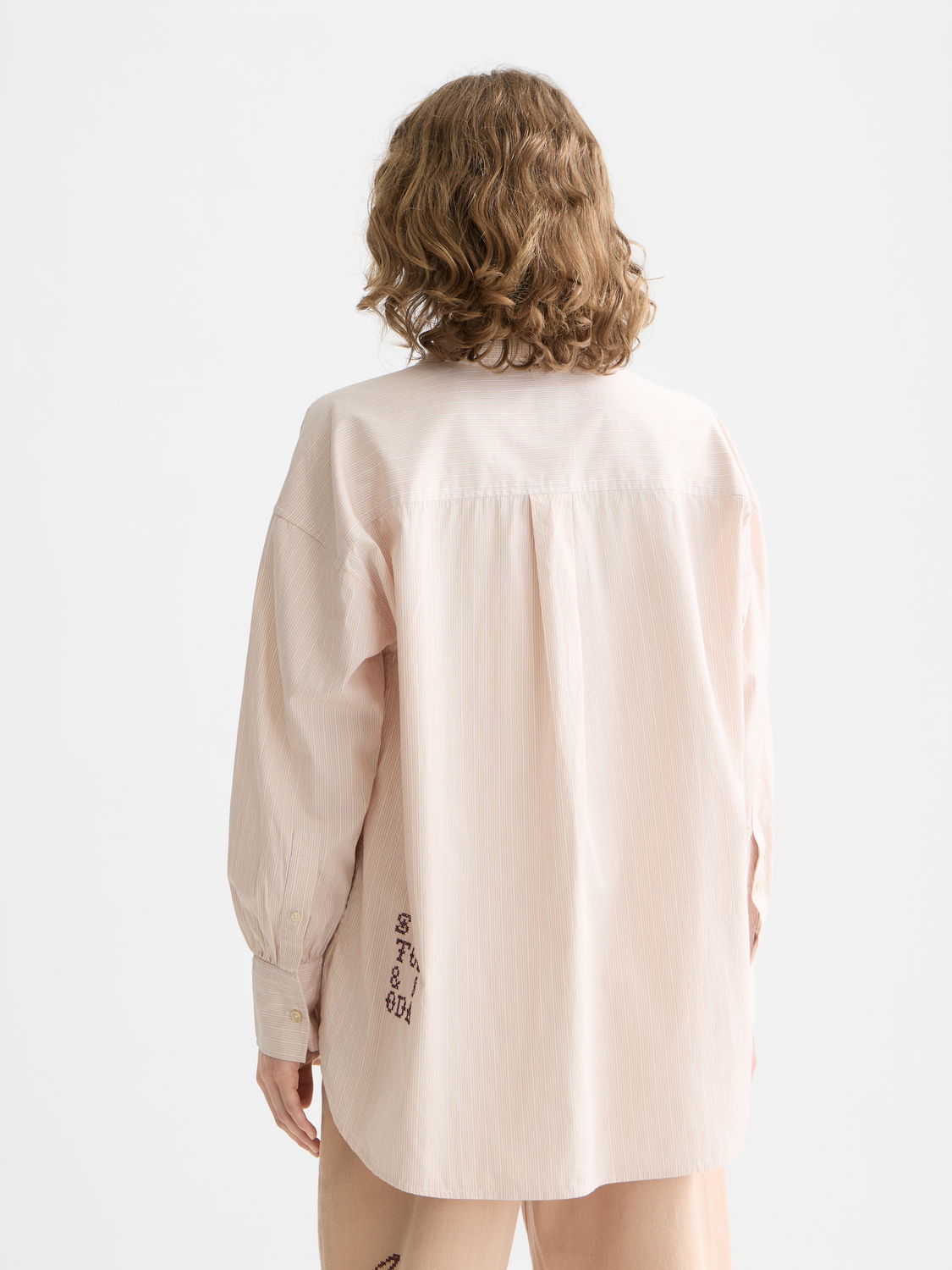 Besticktes Freundin-Shirt