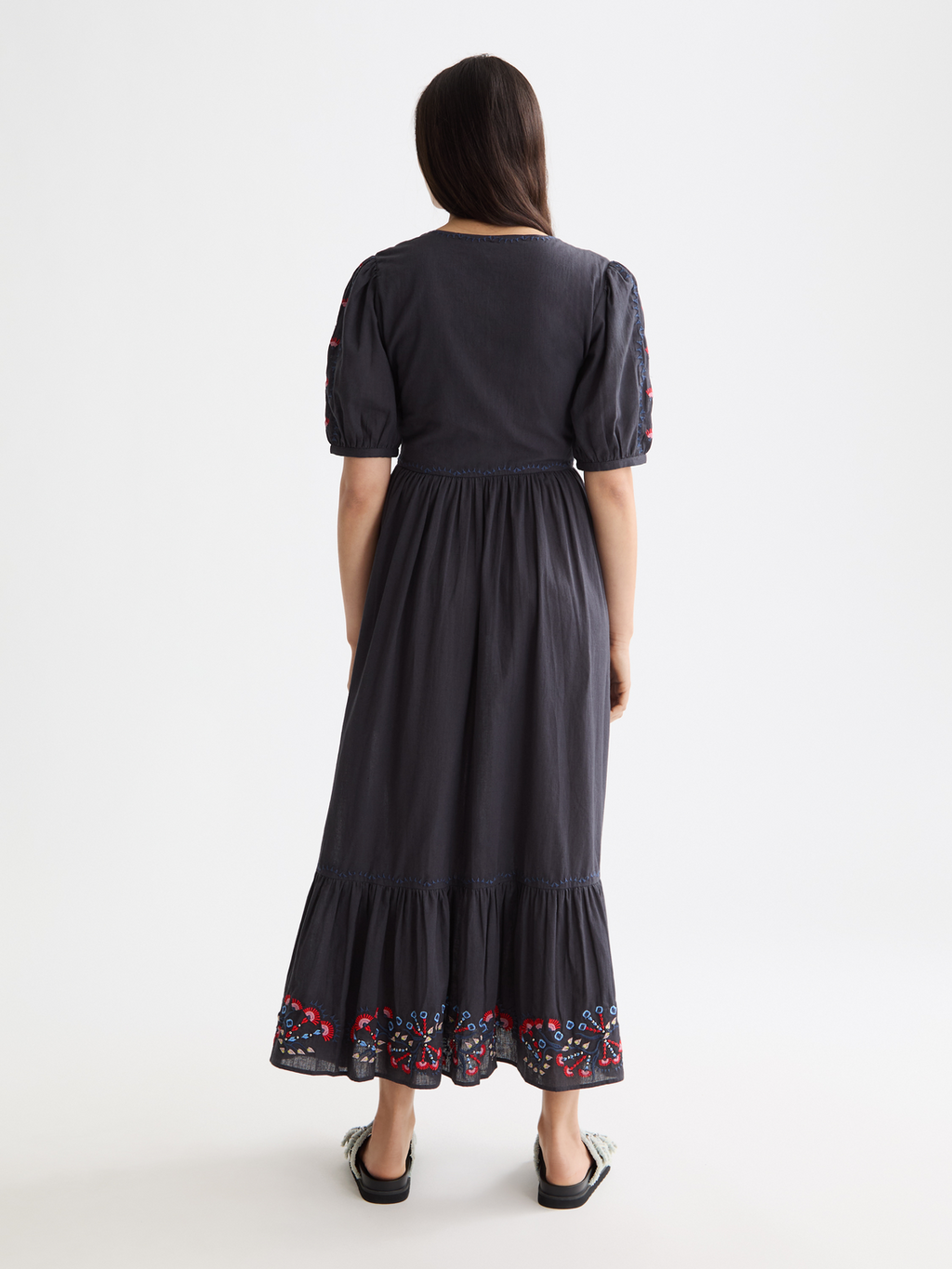 Besticktes Maxikleid