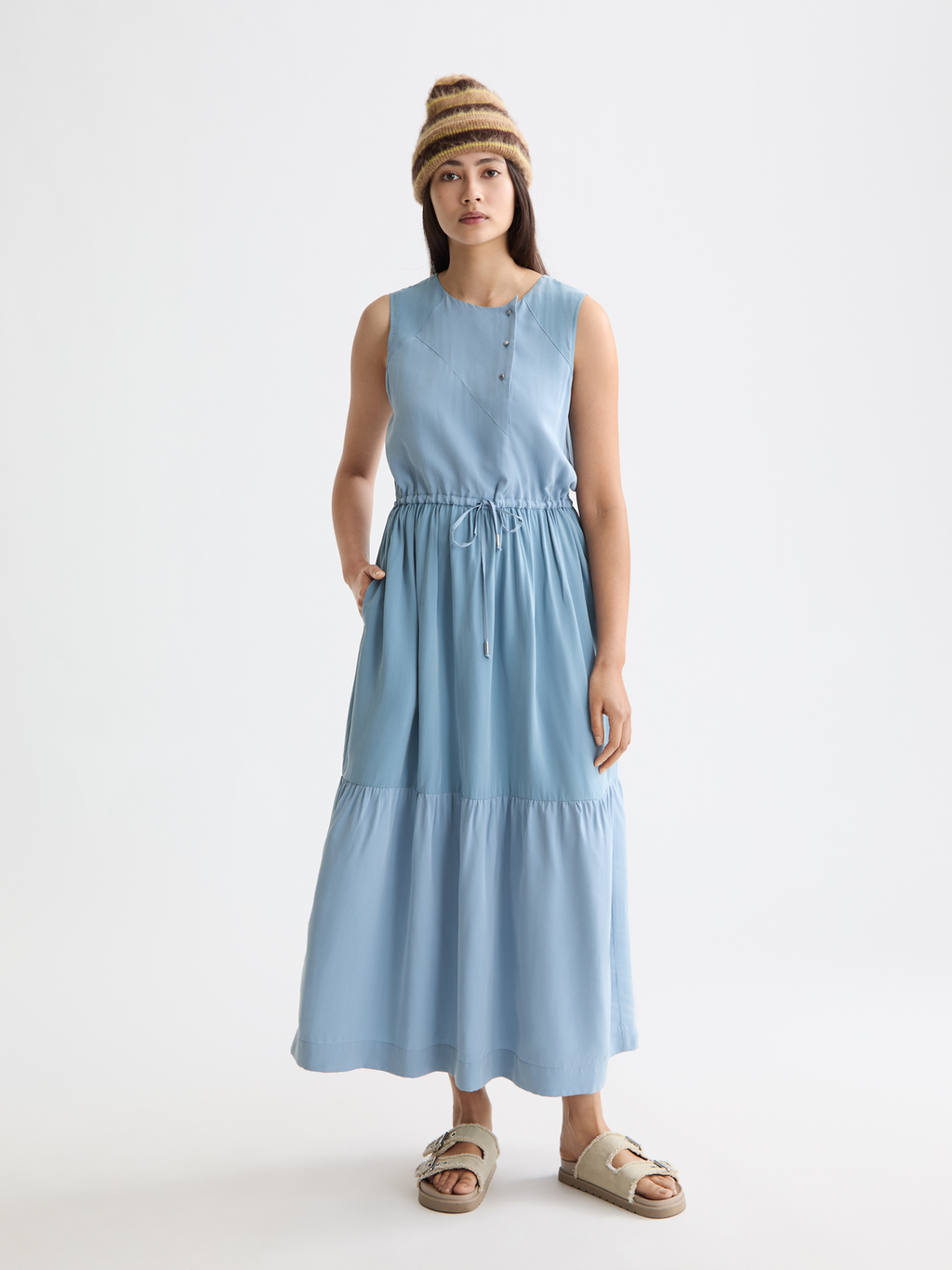 Robe midi à taille froncée