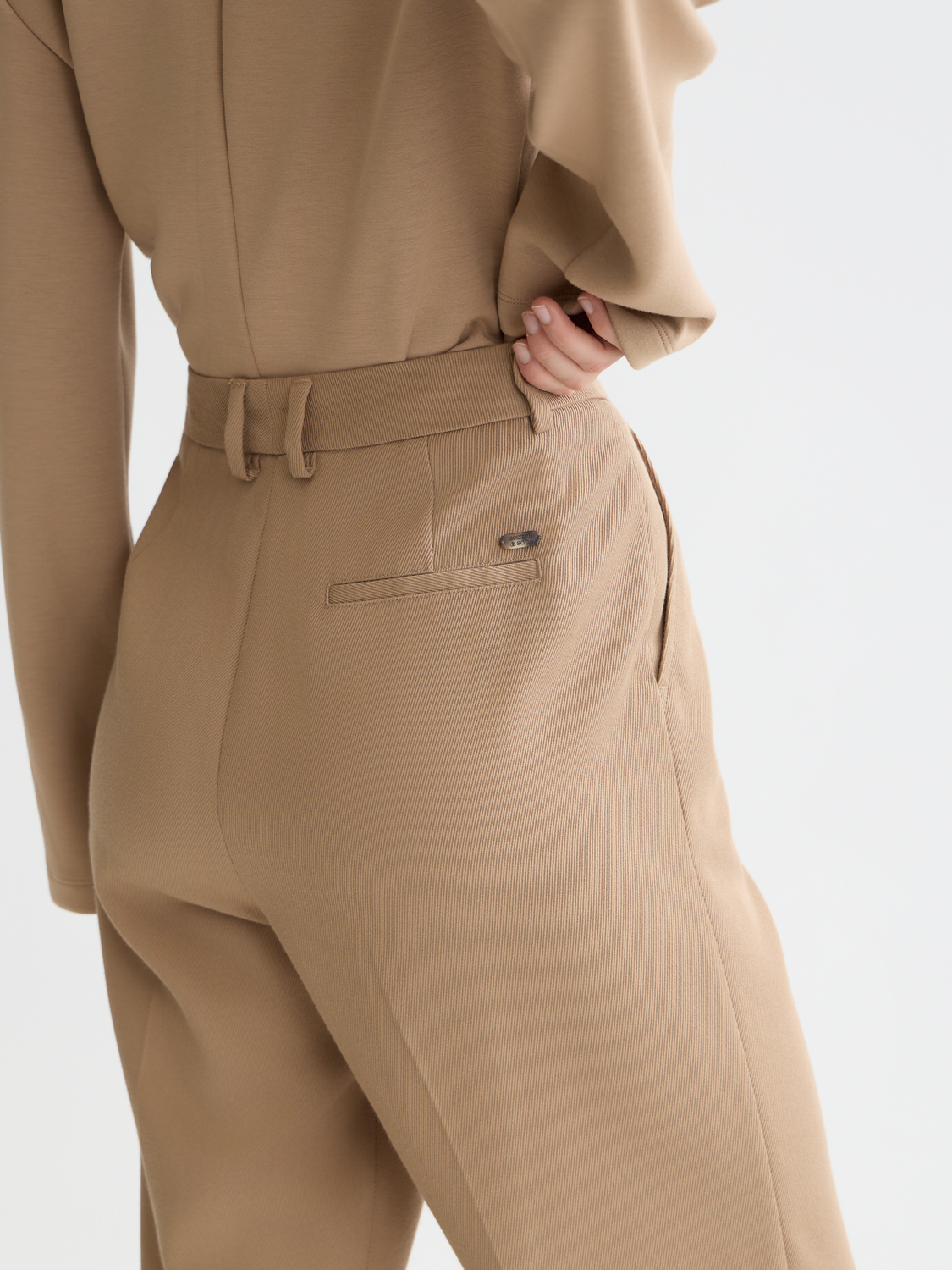 Robyn - High Rise Tapered Leg Pants
