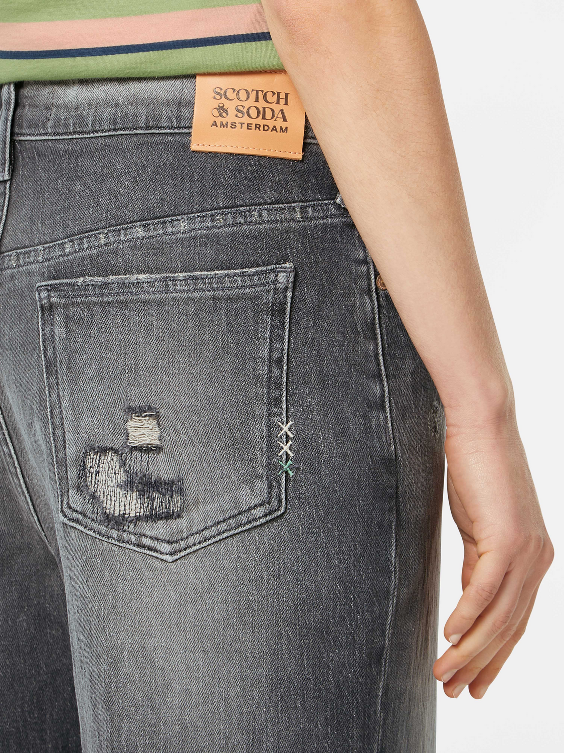 The Deep Loose Jeans | Shoreside