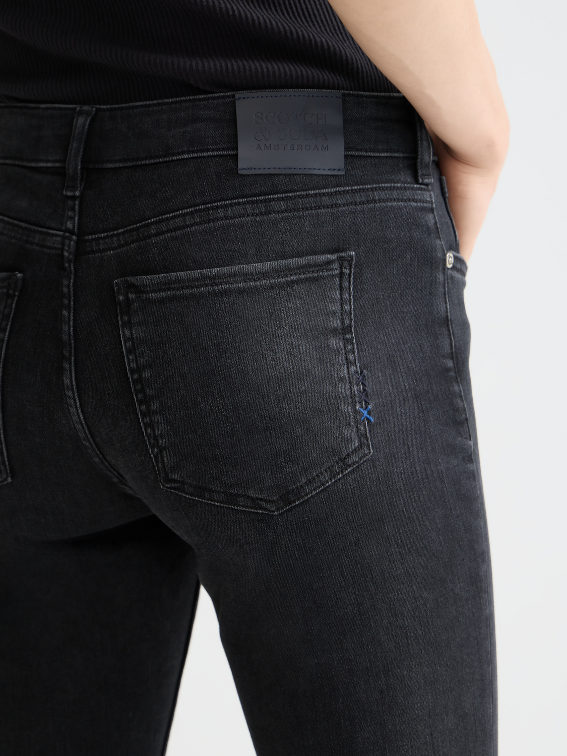 Core Bohemienne Mid Rise Skinny Jeans - Black Coast