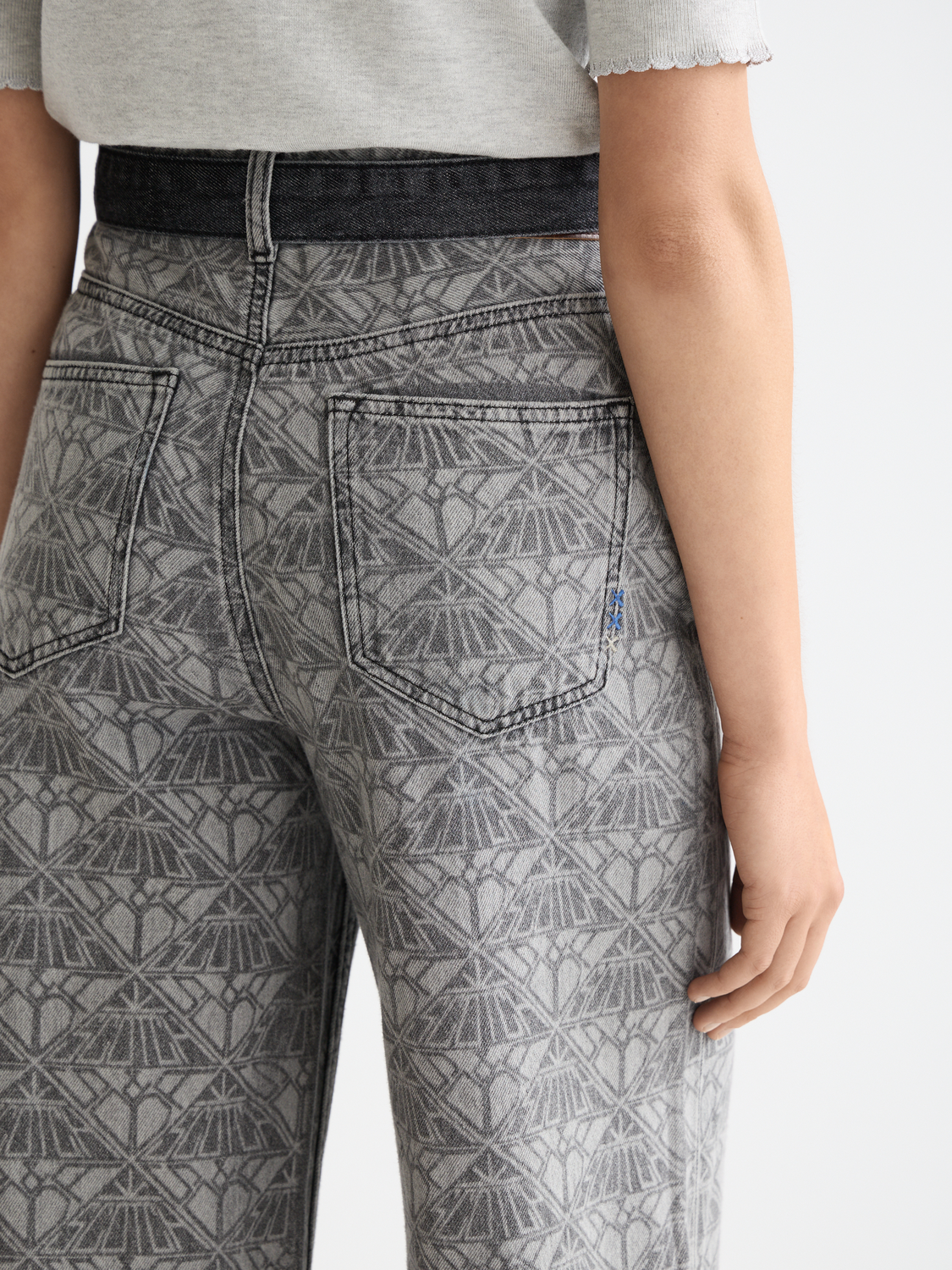The Wave Wide Jeans — Monogram Black