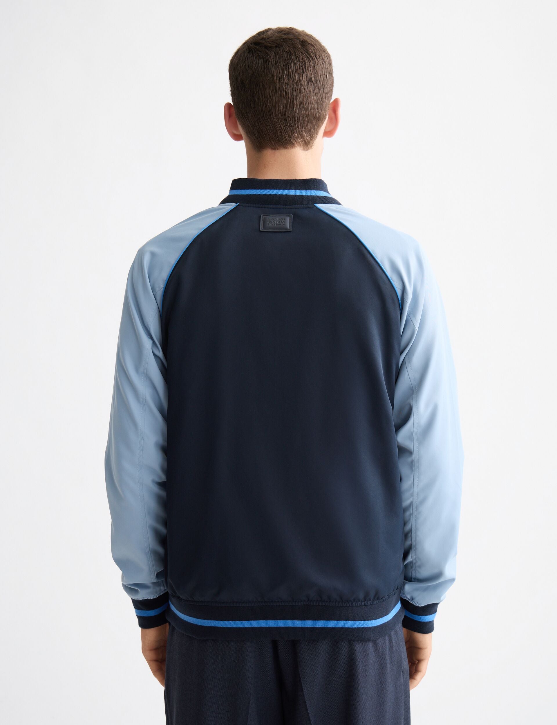 Reversible bomber