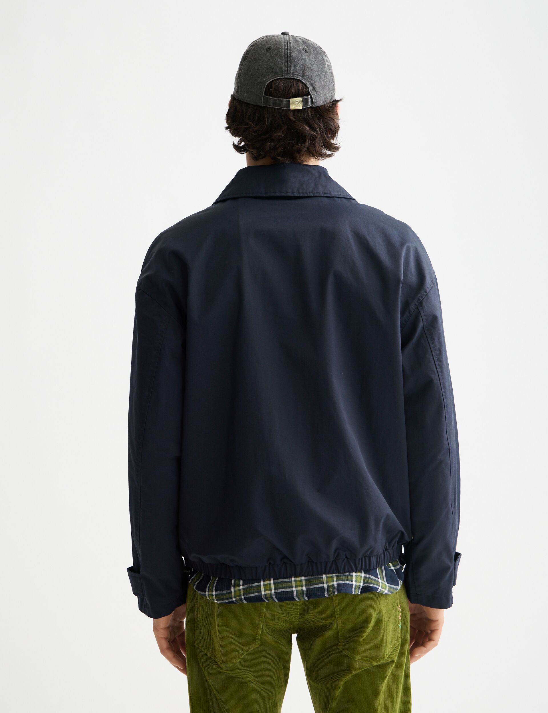 Short trench coat