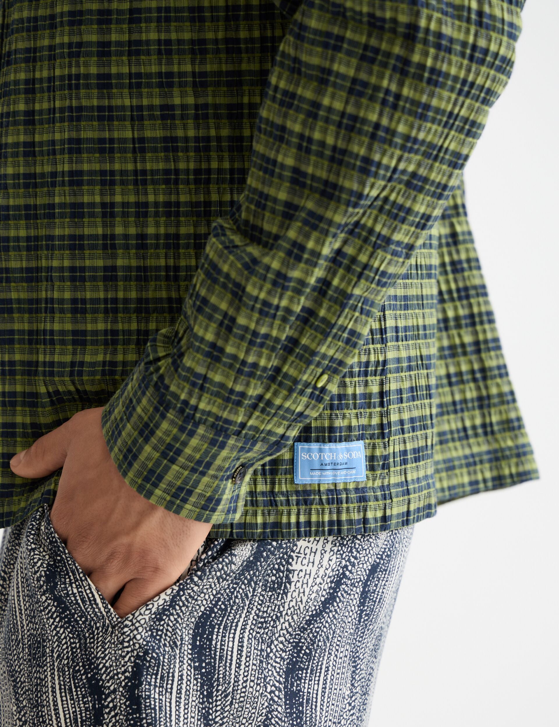Crinkle checked shirt