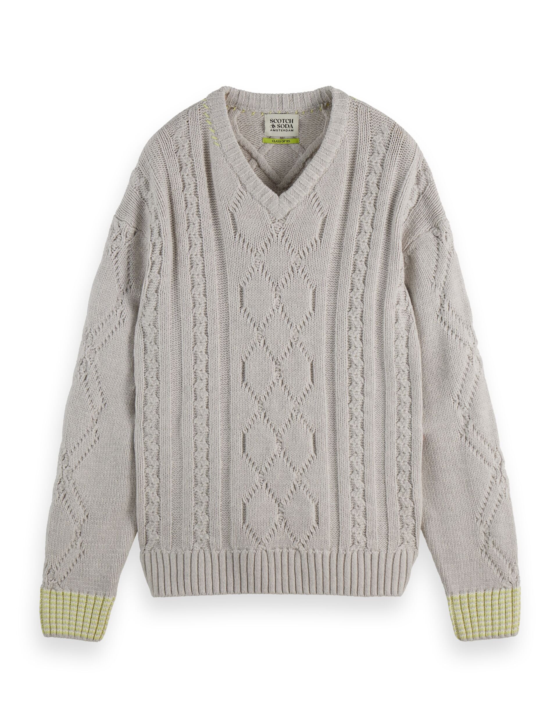 V-Neck chunky cable loose fit pullover