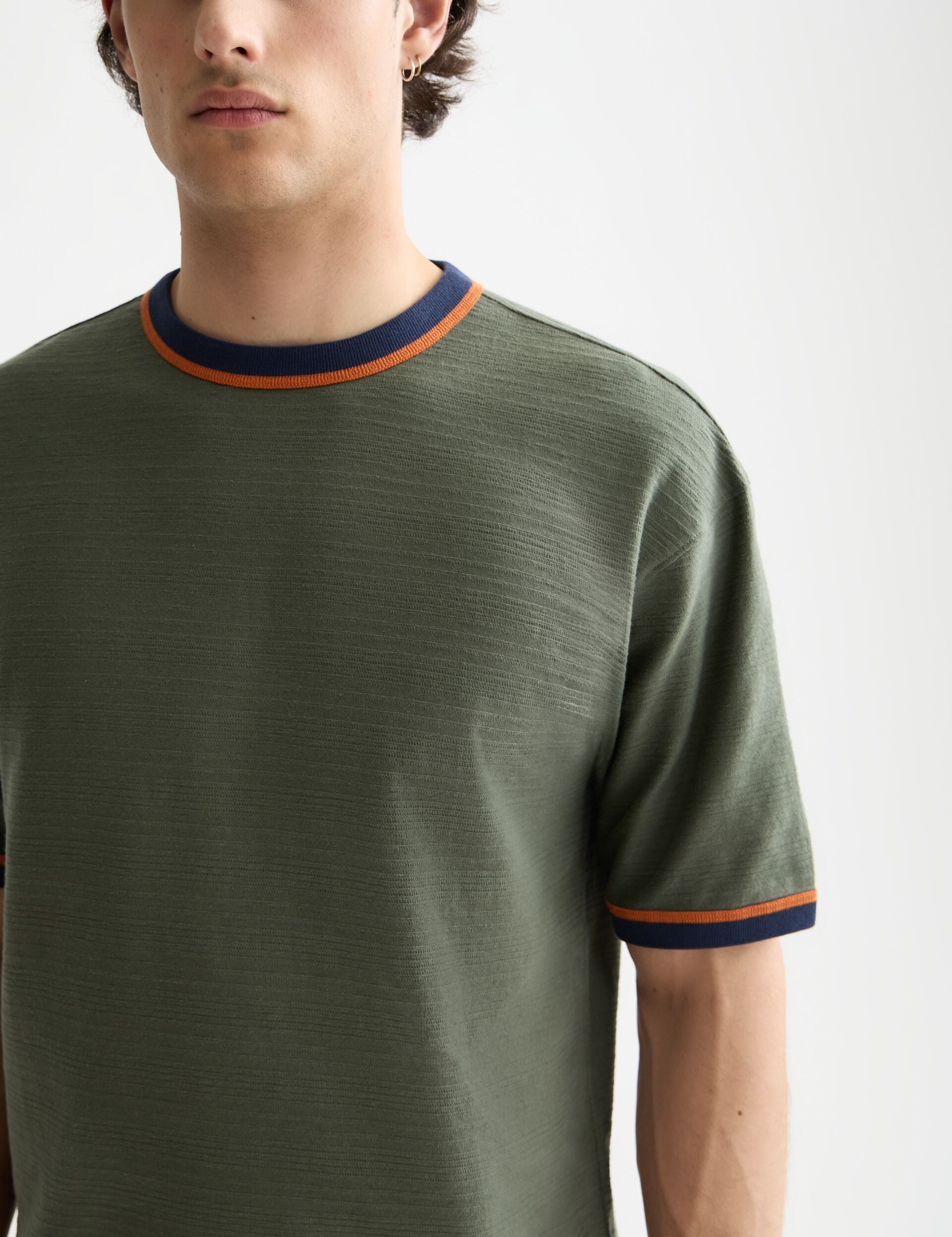 Relaxed Fit Bound Neckline T-shirt