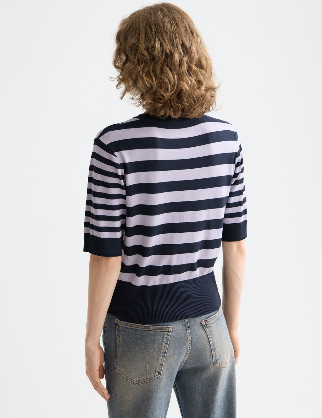 Crew neck short sleeve pullover