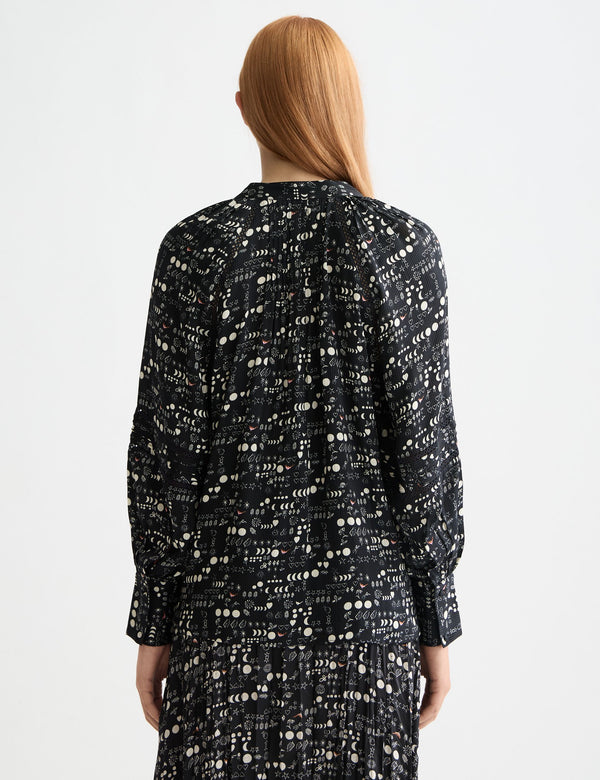 Shirt with lace and ties