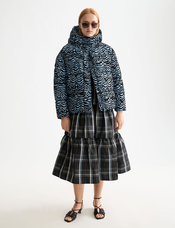 Hooded puffer