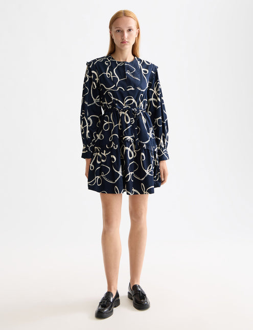 robe mini à manches longues bordée festonnée