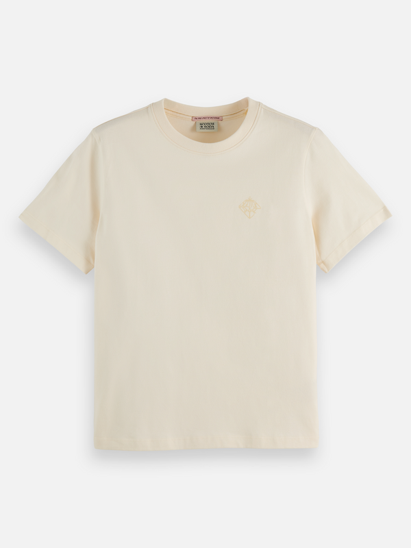 Essentials —  Chest Artwork Regular T-Shirt