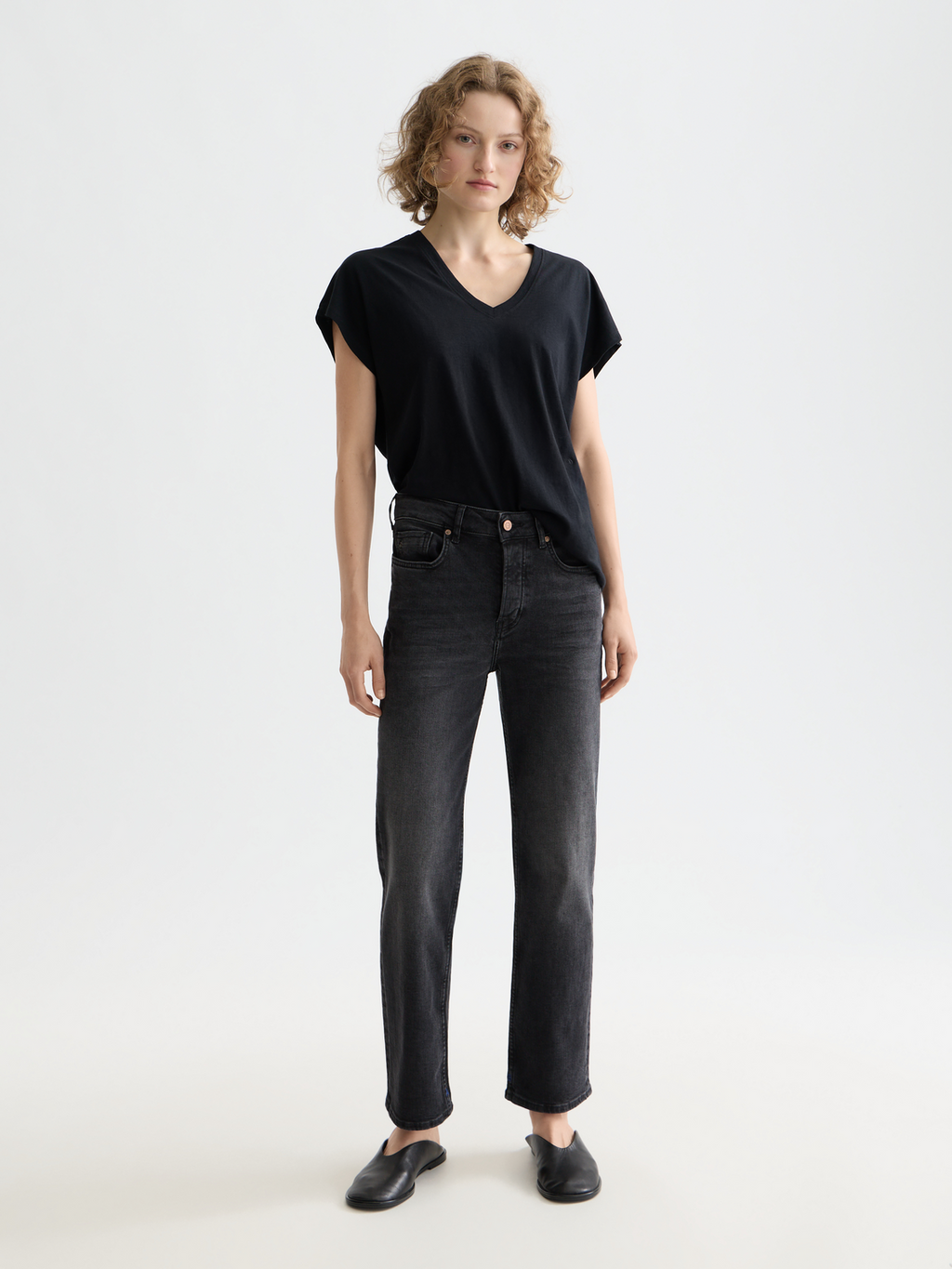 Essentials — Slub V-Neck T-Shirt