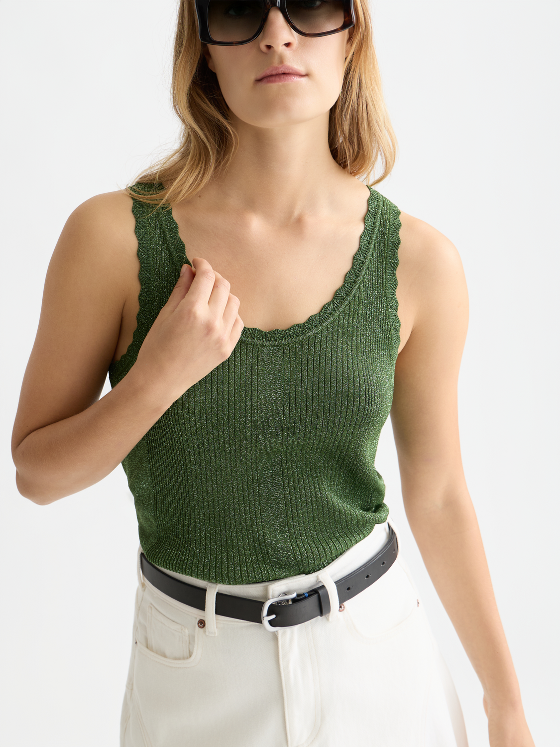 Geripptes Tanktop aus Metallgarn