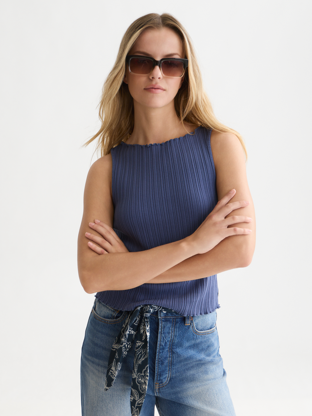 Structured Rib Tank