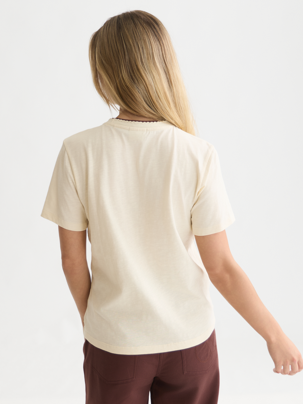 T-shirt coupe droite brodé sur la poitrine