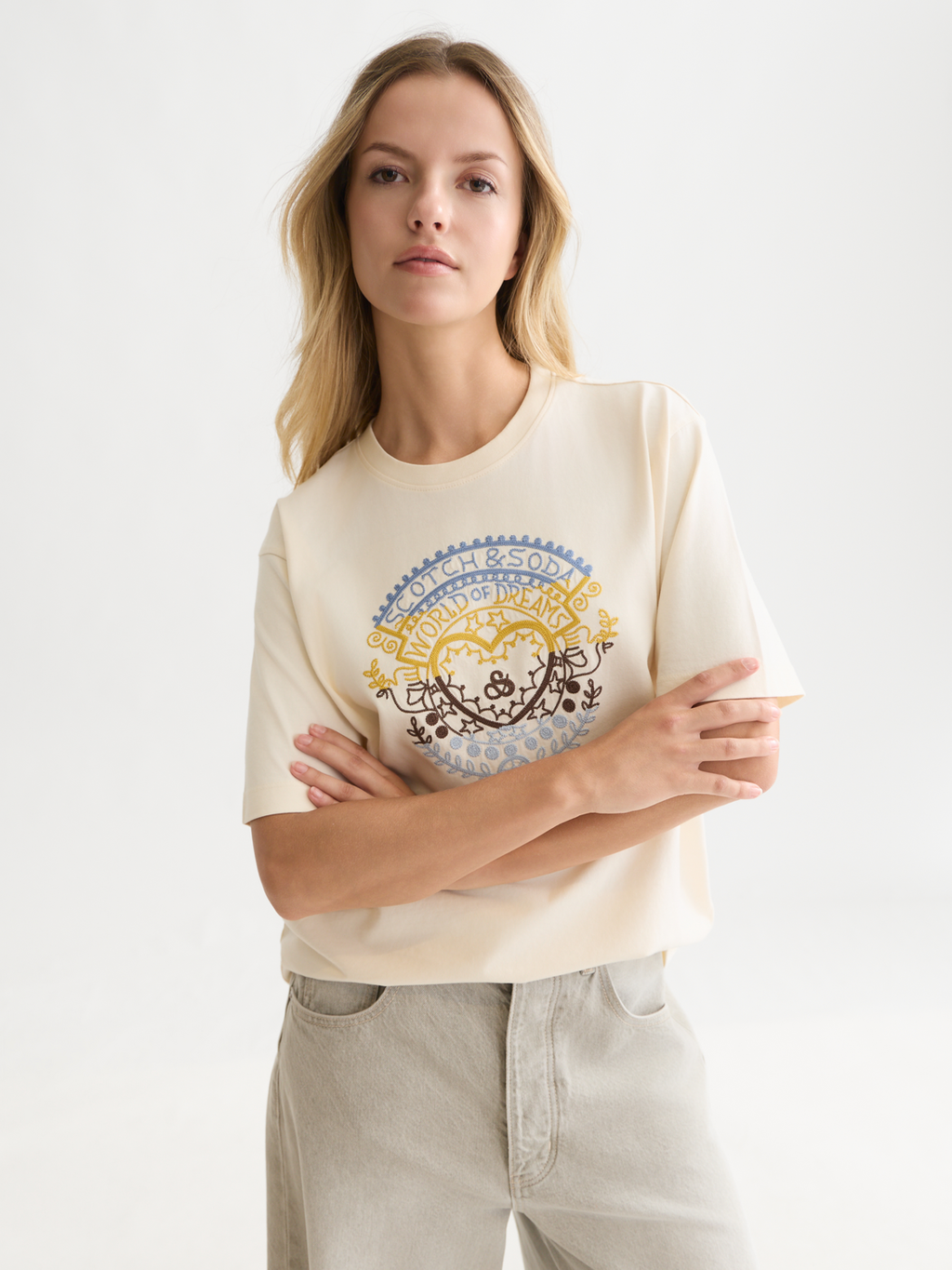 Besticktes Oversize-T-Shirt