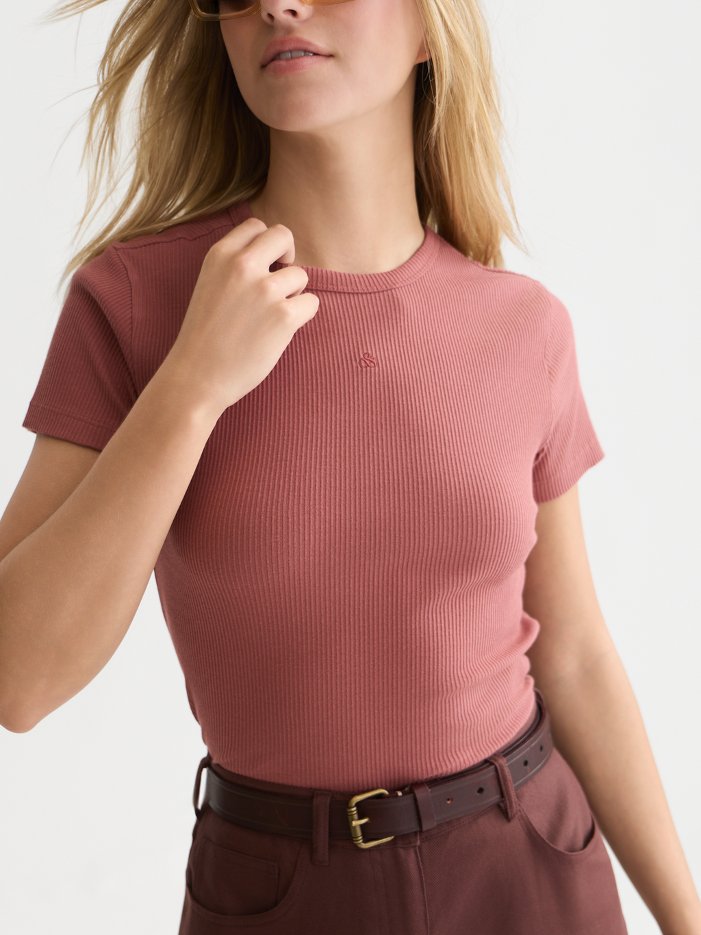 Geripptes T-Shirt, normale Passform