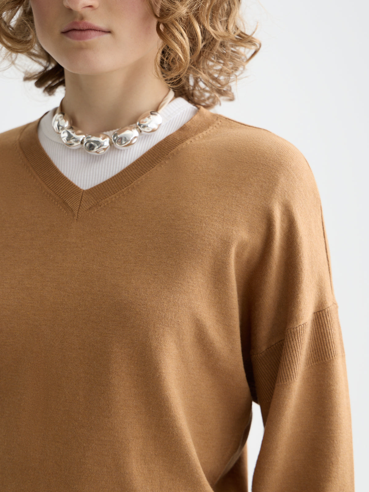 Essentials — V-Neck Relaxed Pullover