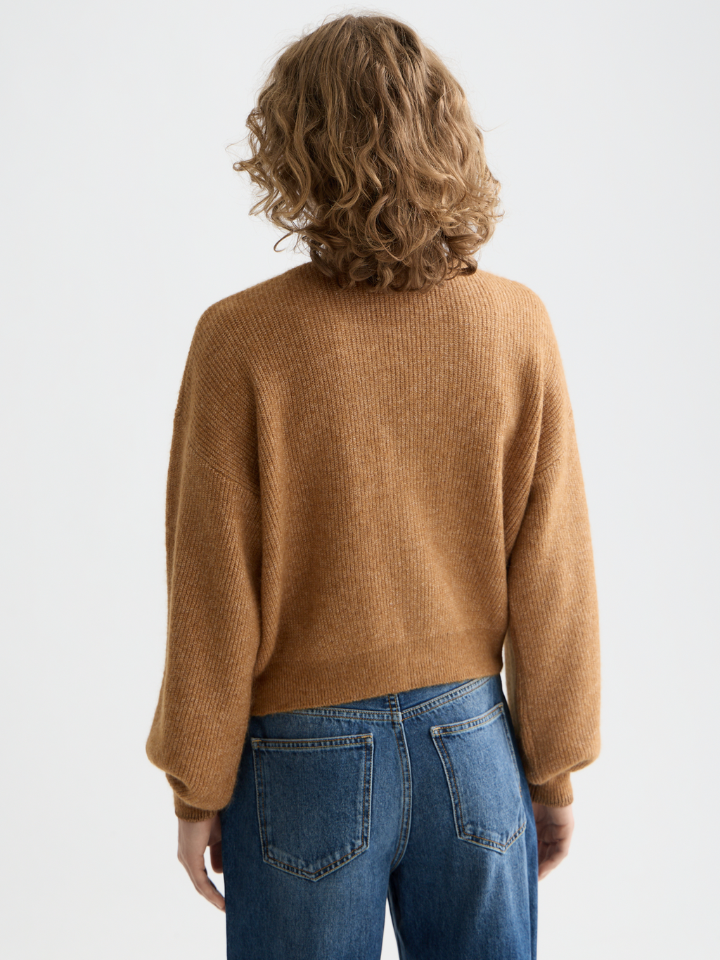 Core Fuzzy Relaxed Cardigan
