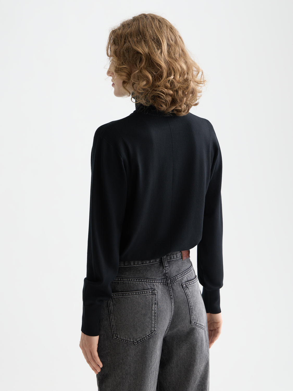 Core Roll Neck Relaxed Pullover