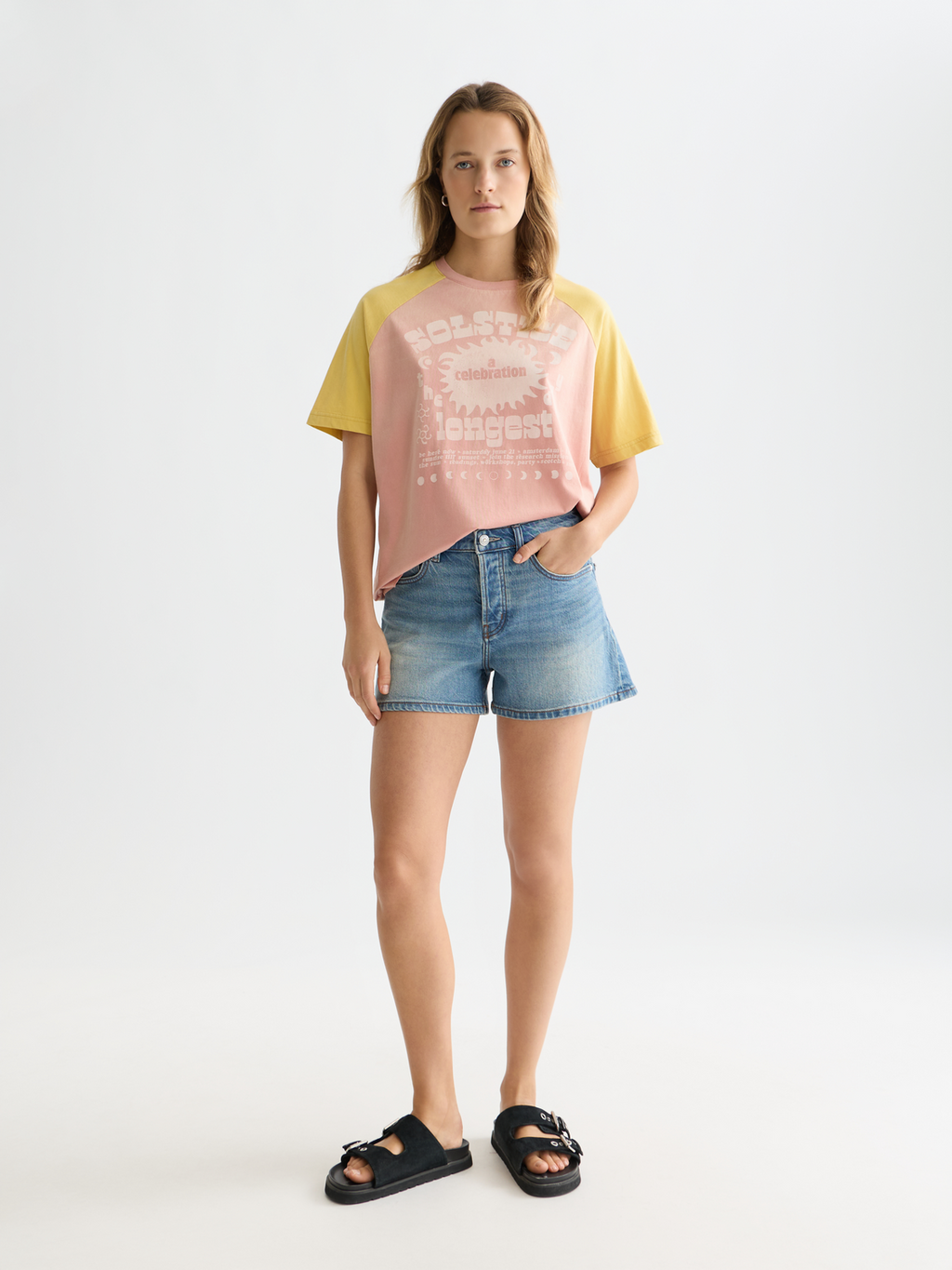 Raglan Artwork Loose-Fit T-Shirt