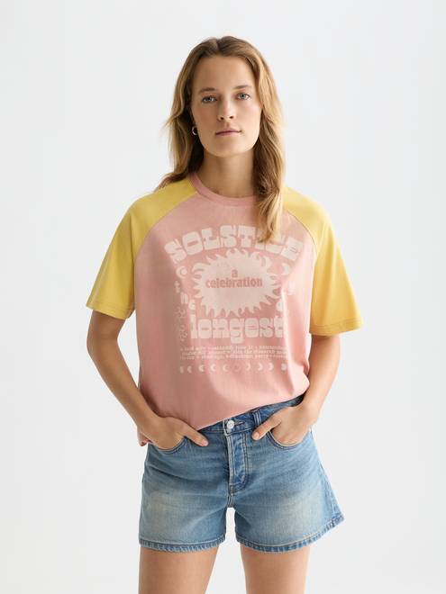 Raglan Artwork Loose-Fit T-Shirt