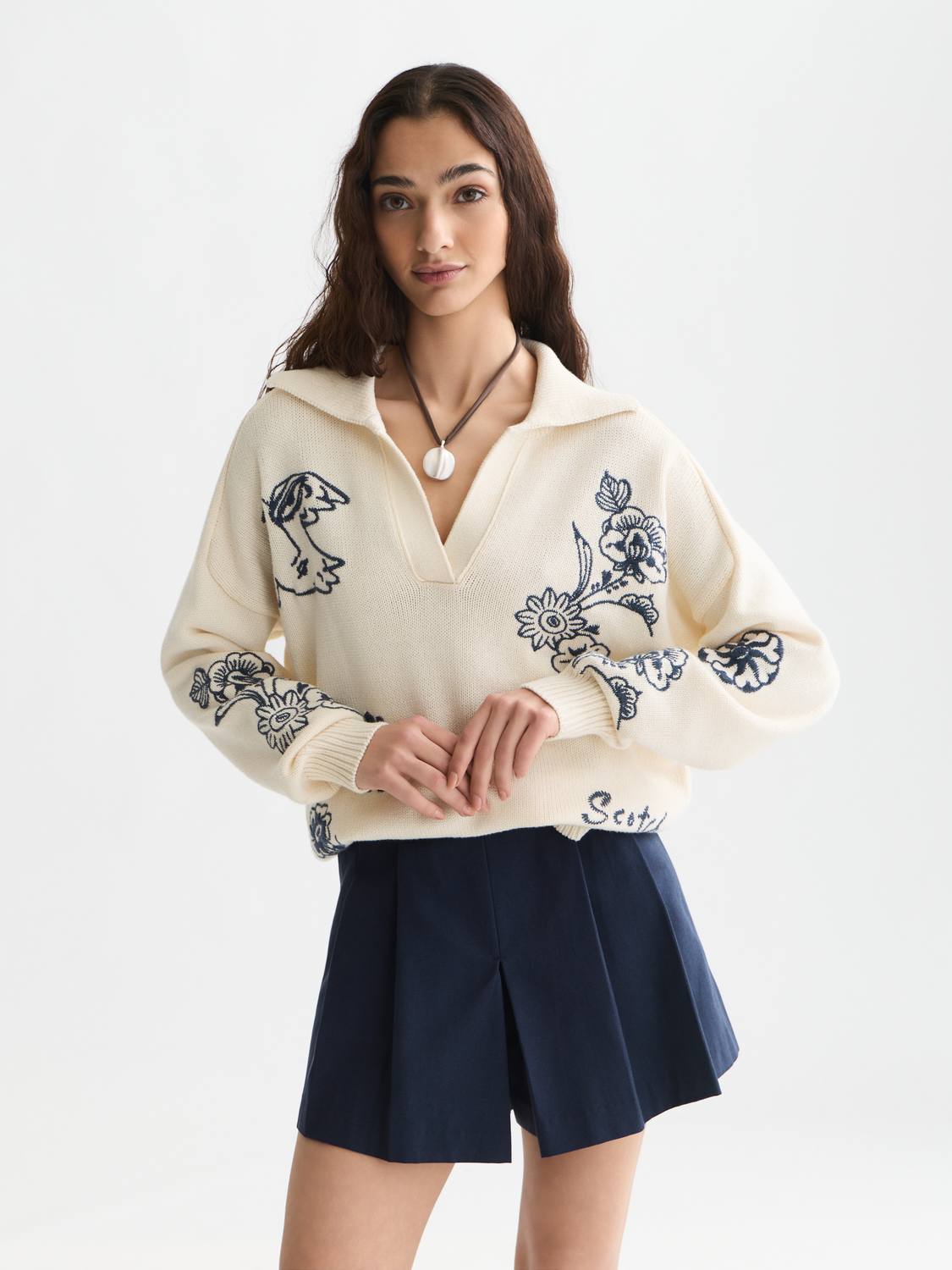 Scotch & Soda x Royal Delft Embroidered Oversized Pullover