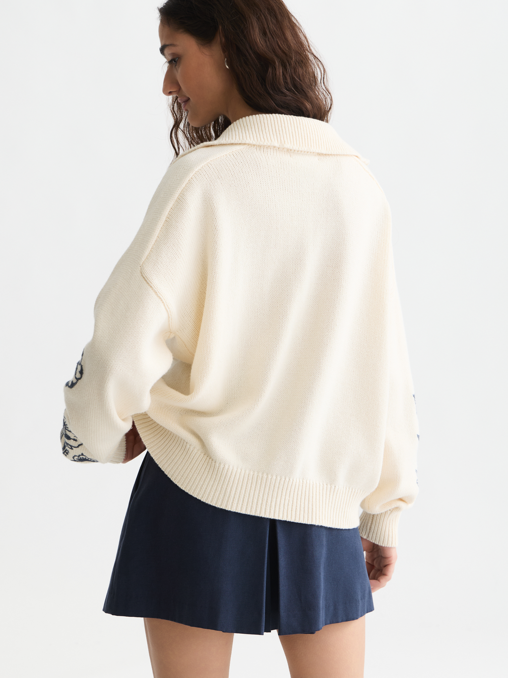 Scotch & Soda x Royal Delft Embroidered Oversized Pullover