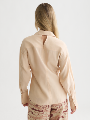 Buttoned Waisted Shirt