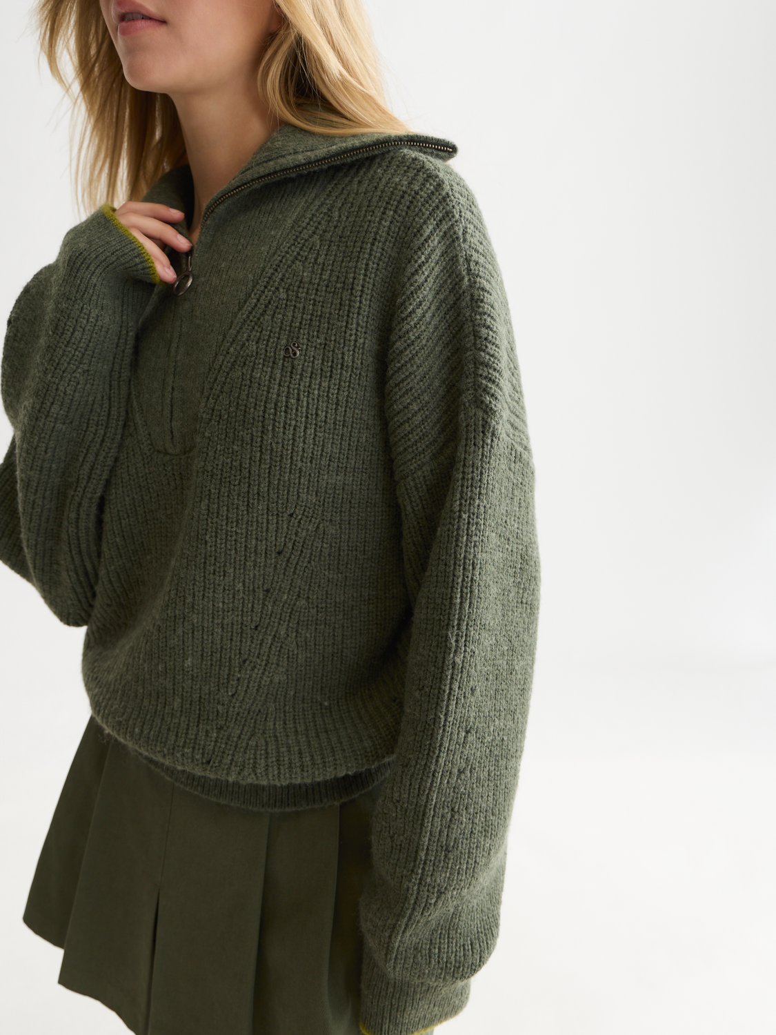 Chandail mi-zippé coupe décontractée