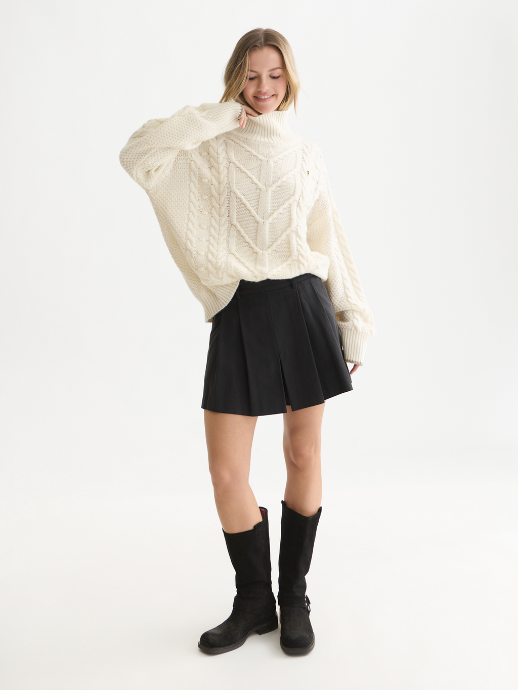 Oversized Cable-Stitch Wool Alpaca Pullover