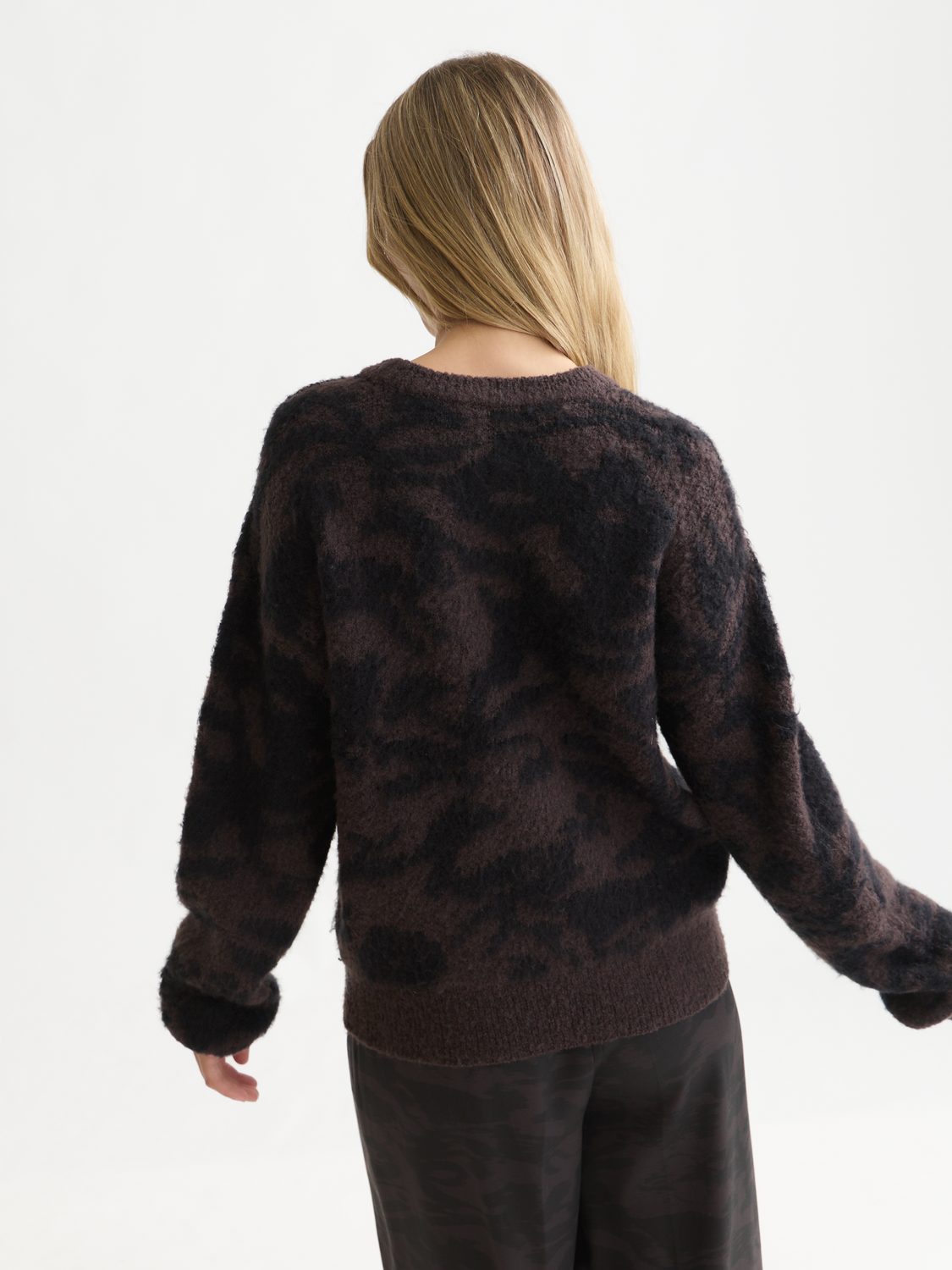 Fuzzy Jacquard Wool-Blend Relaxed Pullover