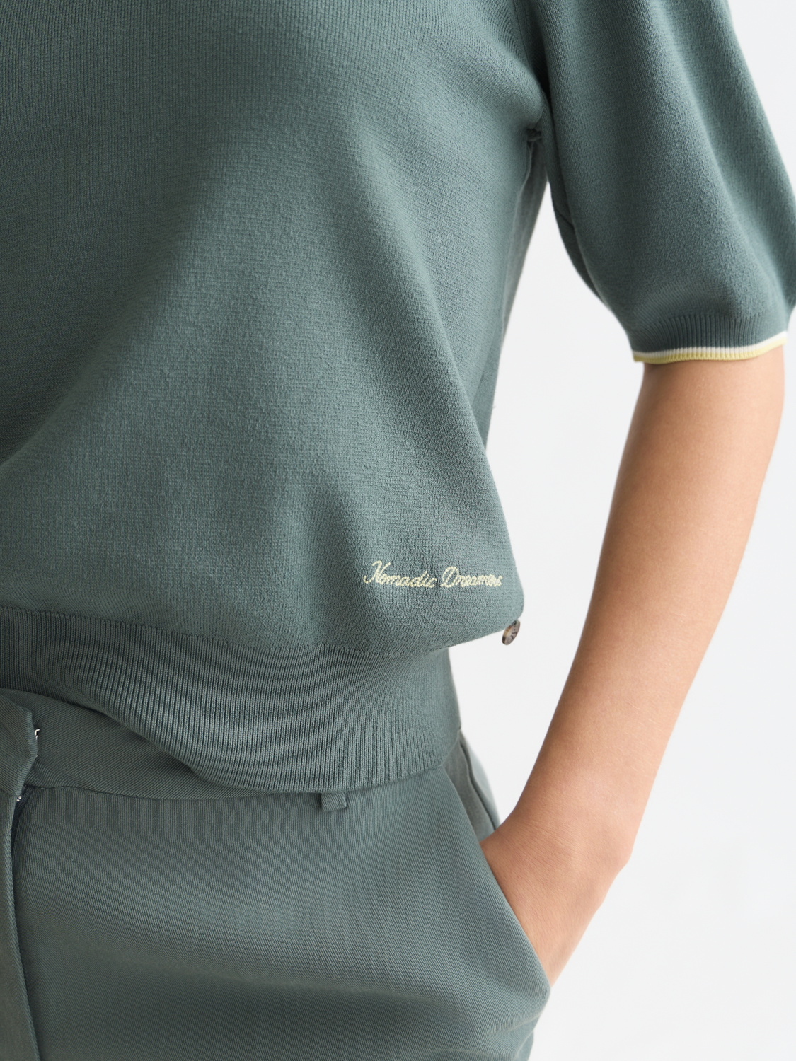 Compact Short-Sleeved Pullover