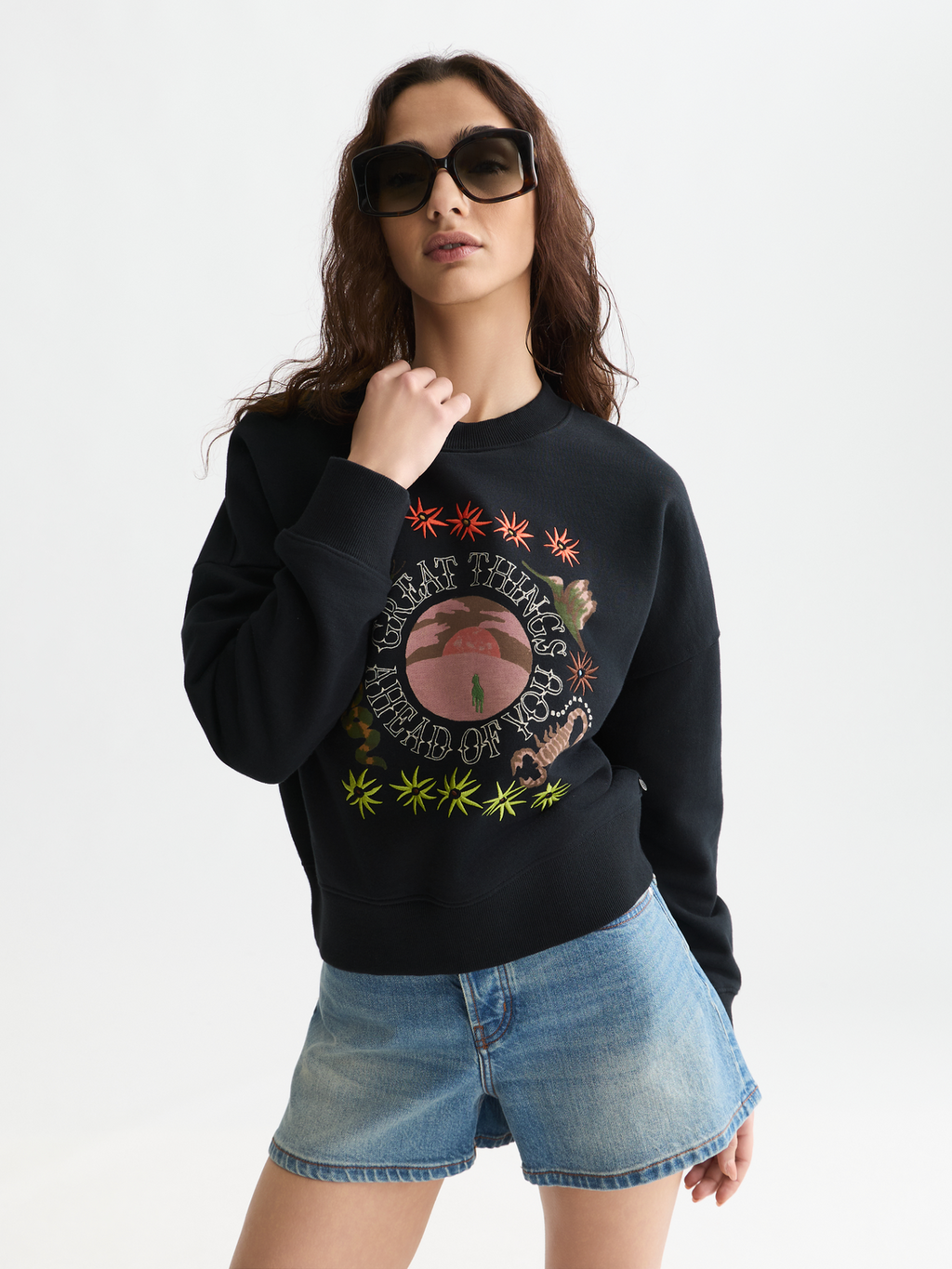 Sweatshirt mit Kunst-Motiv und lockerer Passform