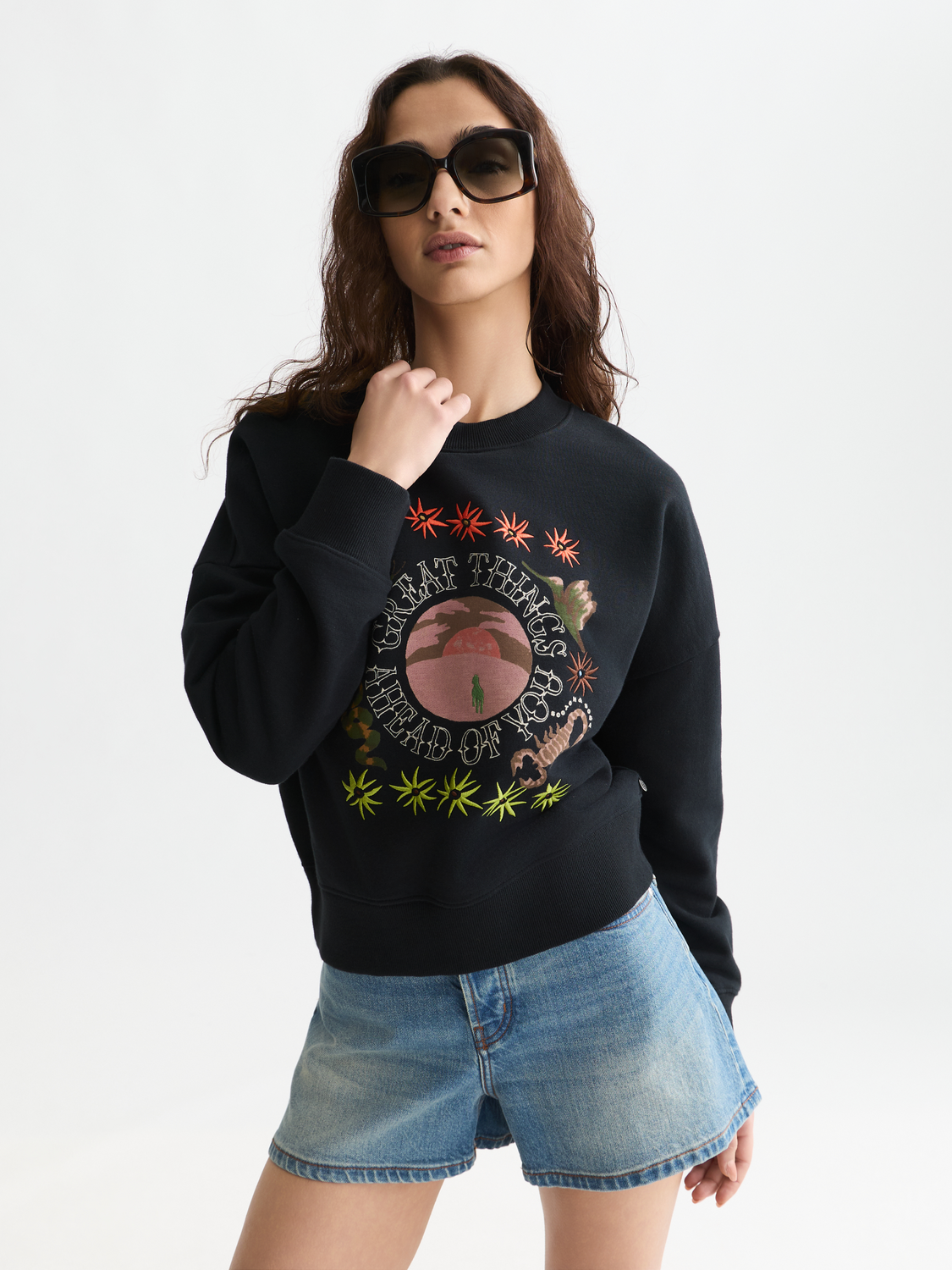 Sweatshirt mit Kunst-Motiv und lockerer Passform