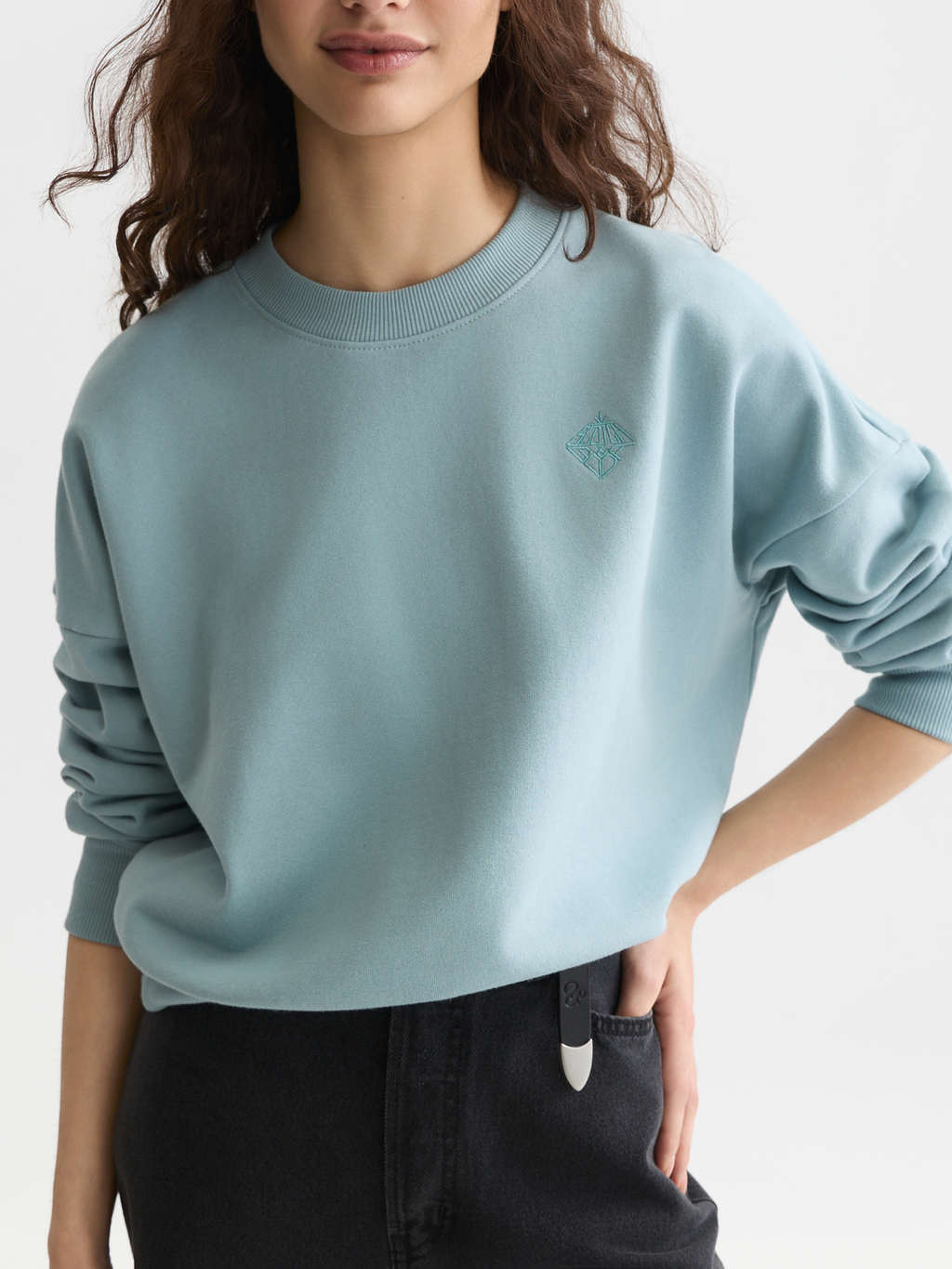 Embroidered Logo Relaxed-Fit Sweatshirt