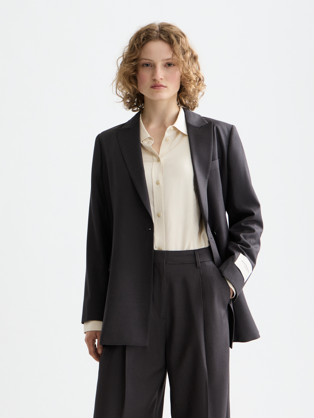 Blazer coupe droite en laine tropicale avec ceinture Core Db