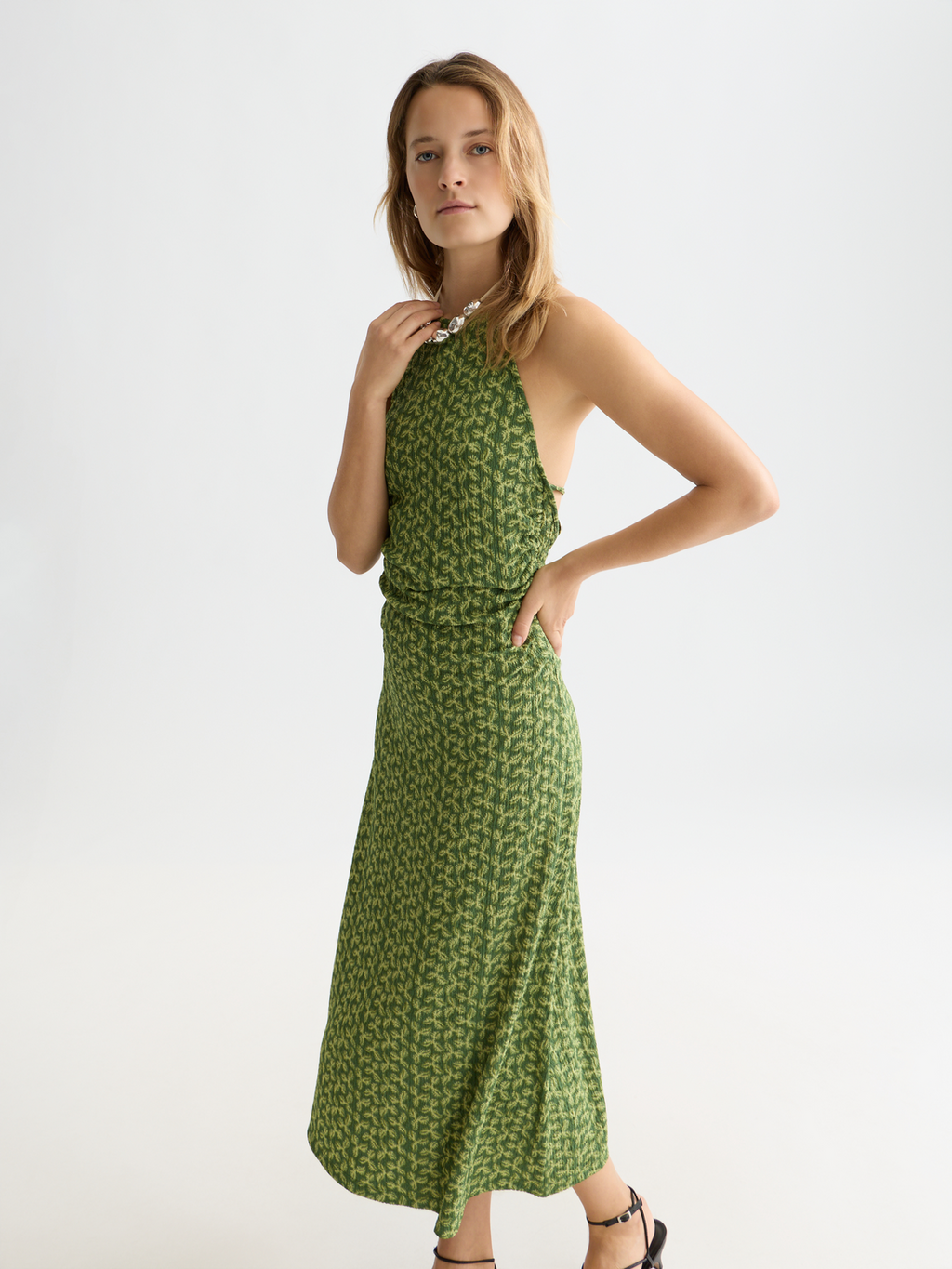 Rückenfreies Midikleid